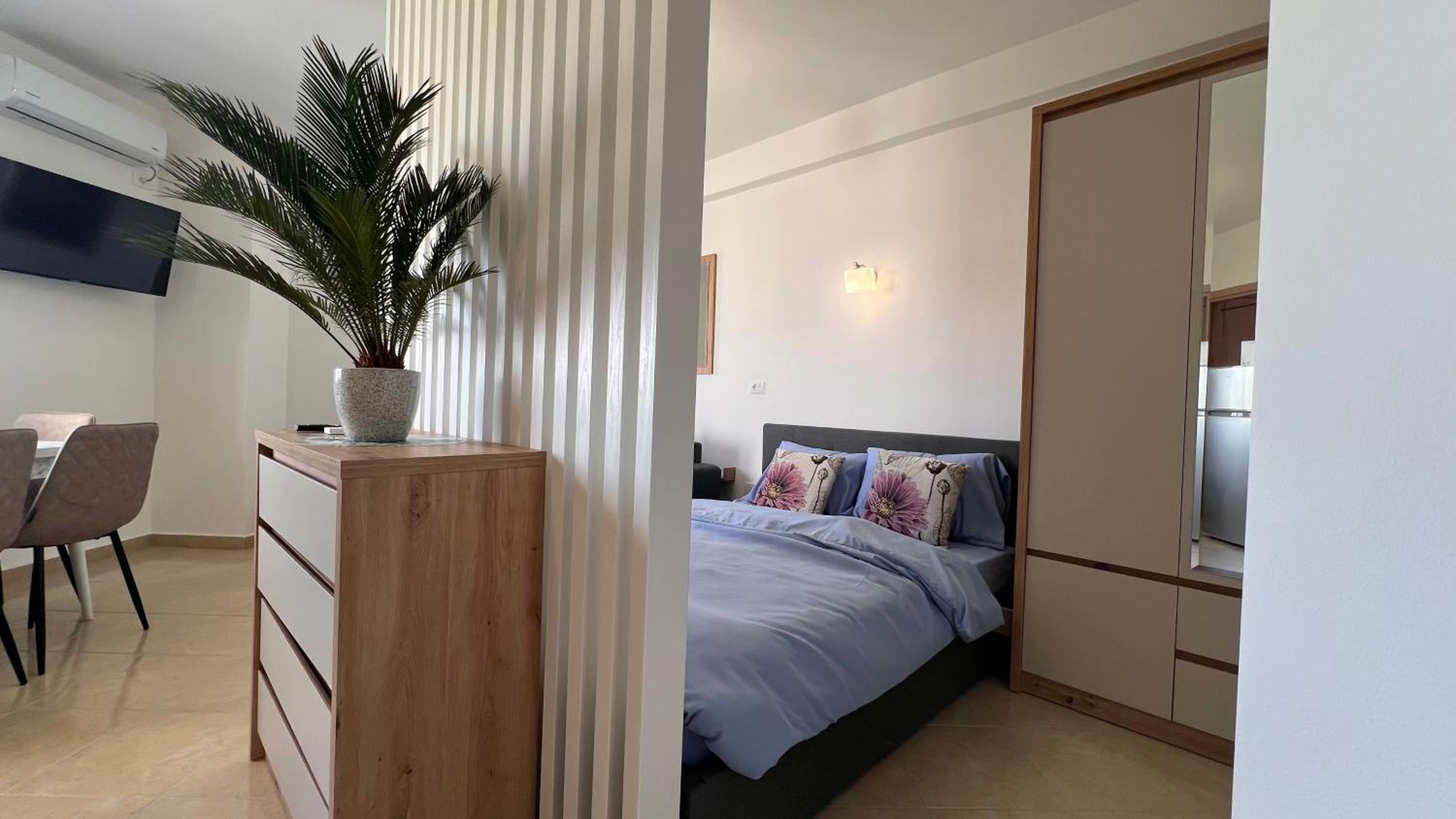 Olivia Apartment
