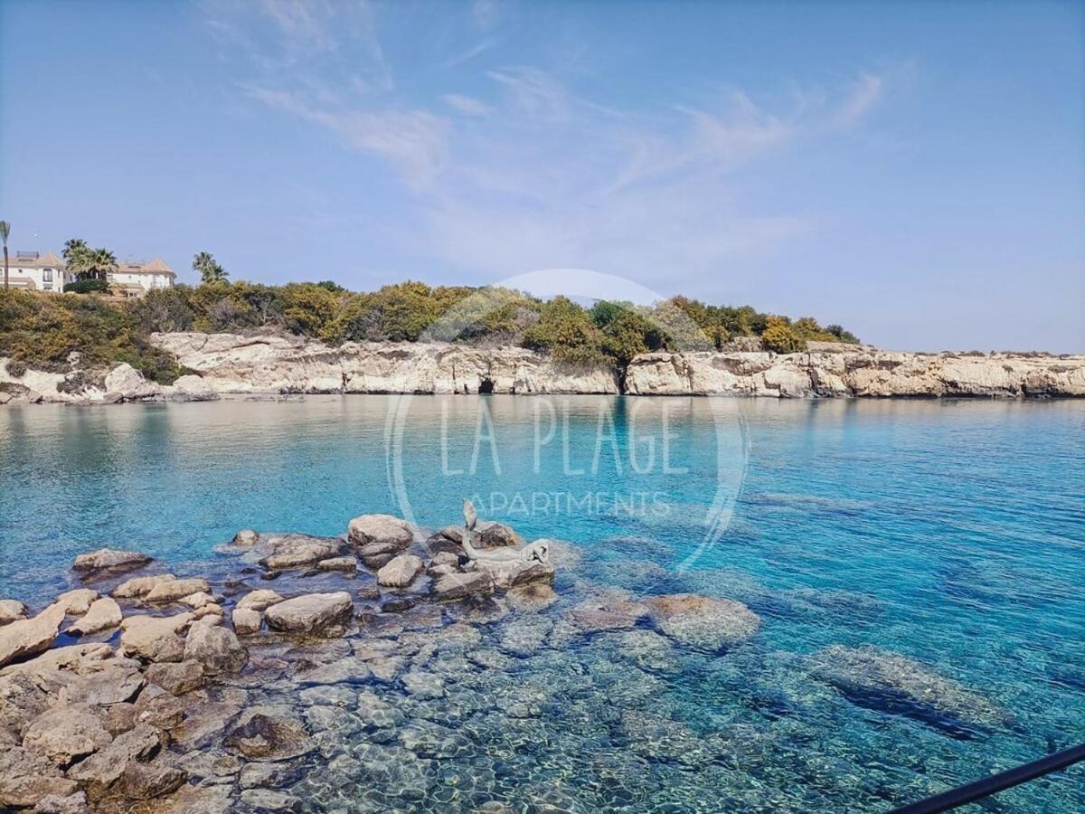 Lovely 2 Bedroom Family Apartment w/ Pool