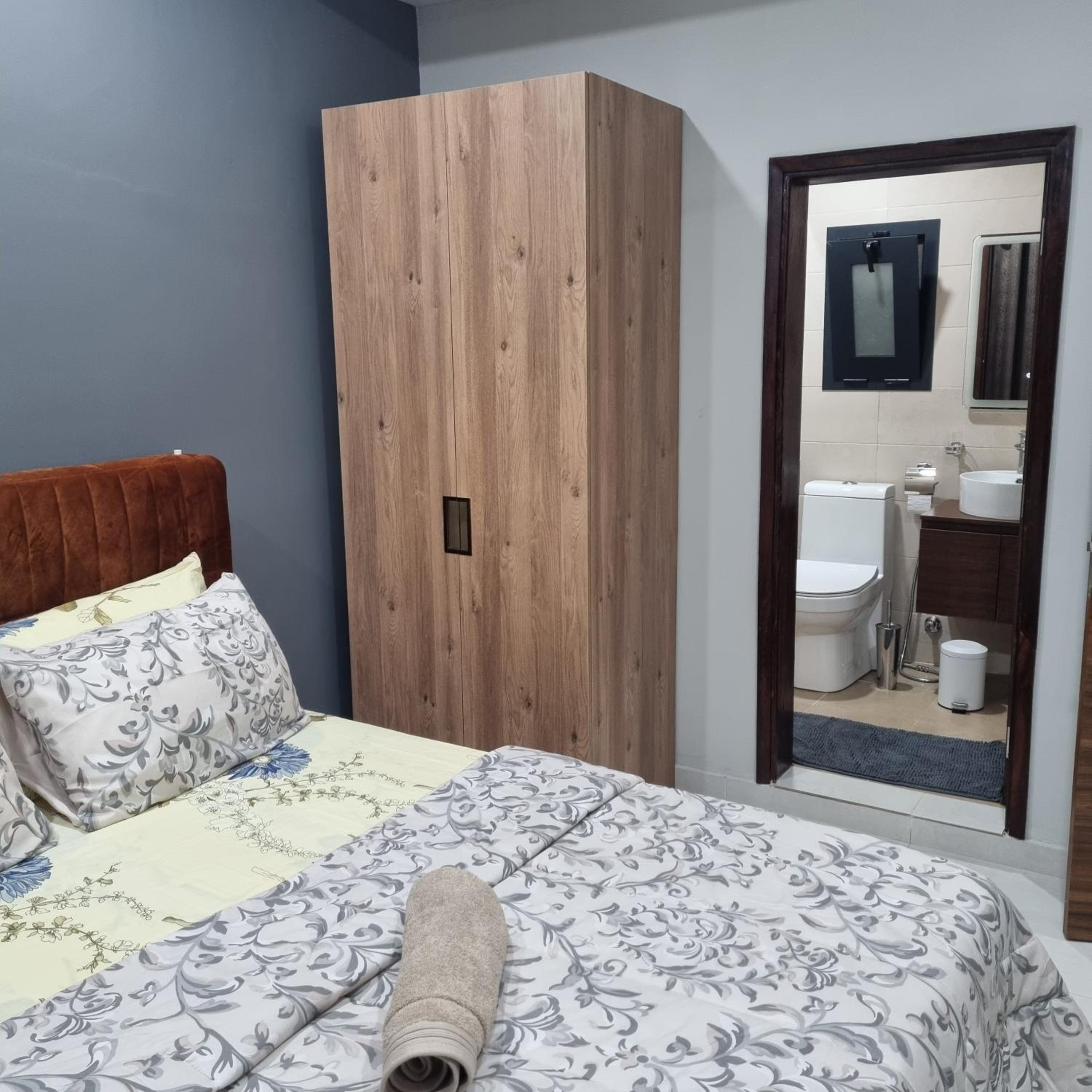 Luxury 2 bedroom, 2 bathroom seaside Apartment in Aquaview Complex view 4