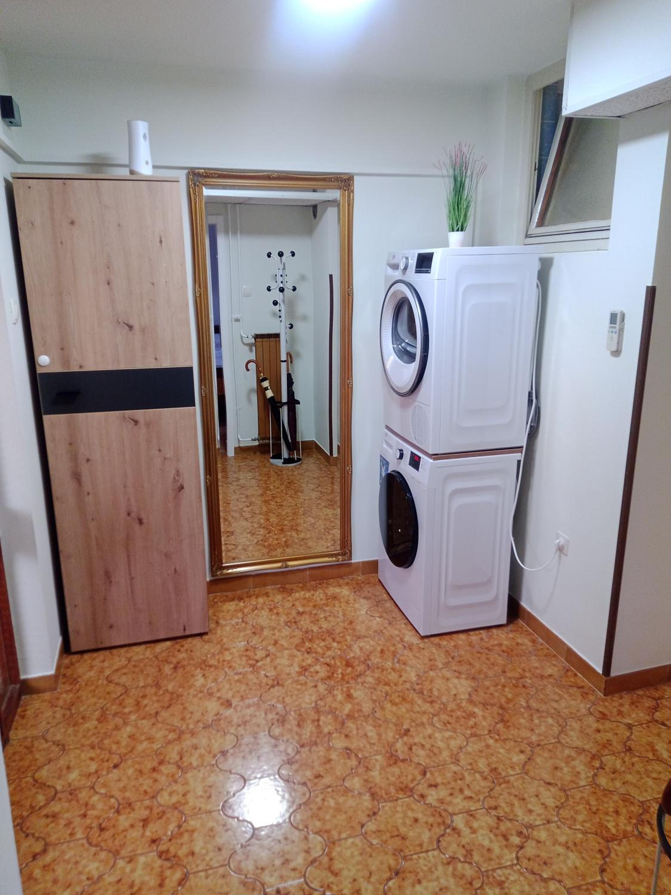 Apartment M&R