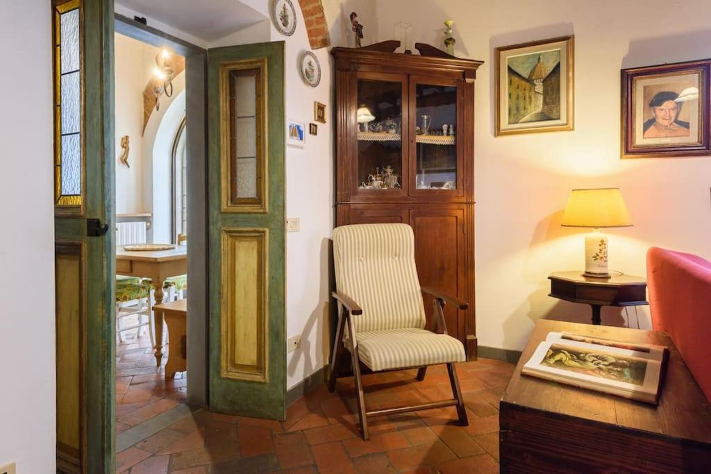Il Portico sui Colli giardino privato e posto auto