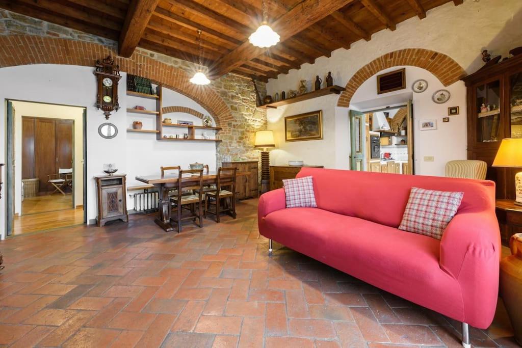 Il Portico sui Colli giardino privato e posto auto