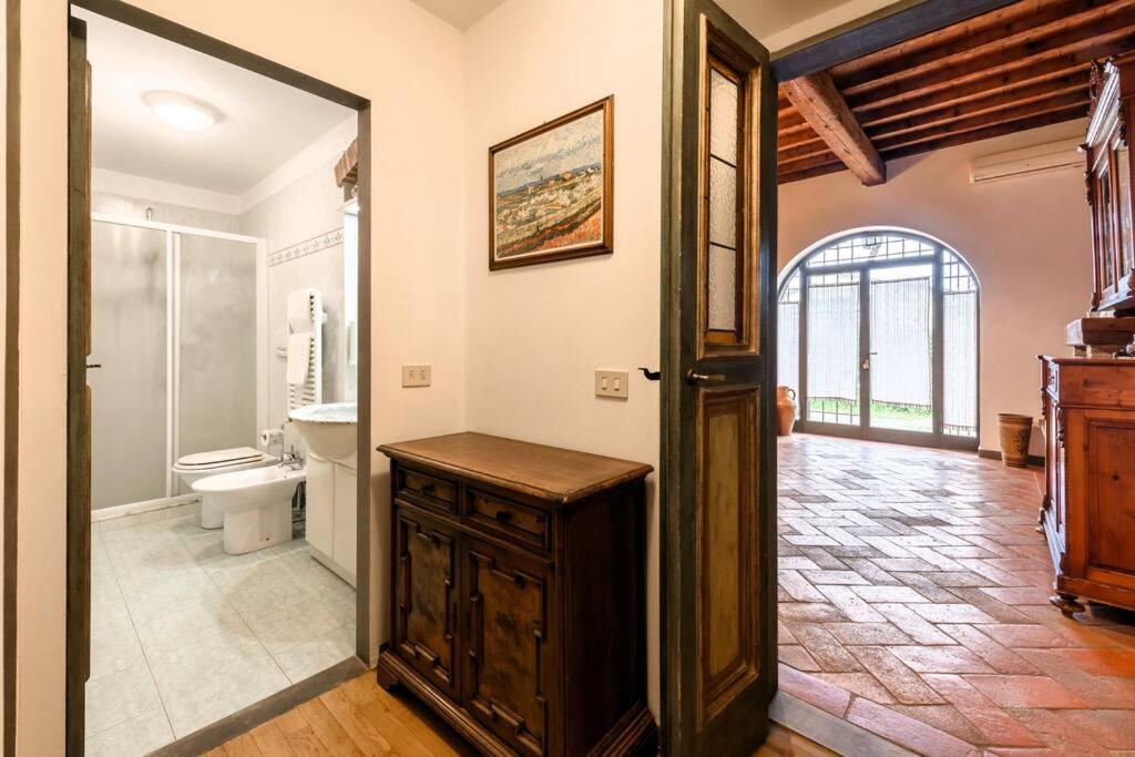 Il Portico sui Colli giardino privato e posto auto