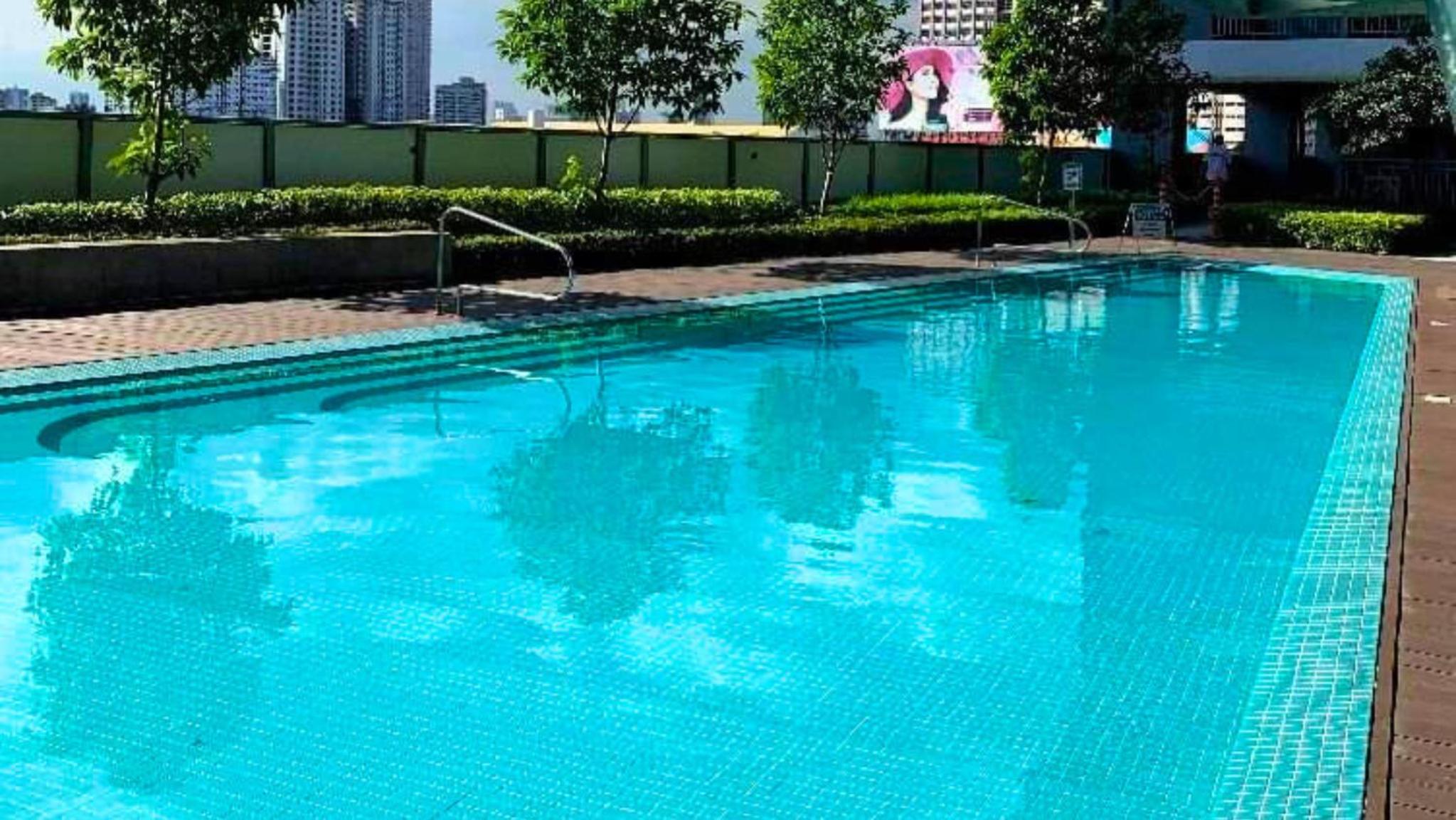 Alexa Suite in Fame Residences Mandaluyong City near SM Megamall view 4