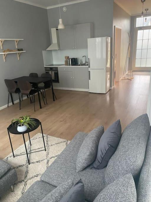 Modern Apt RVK City Center