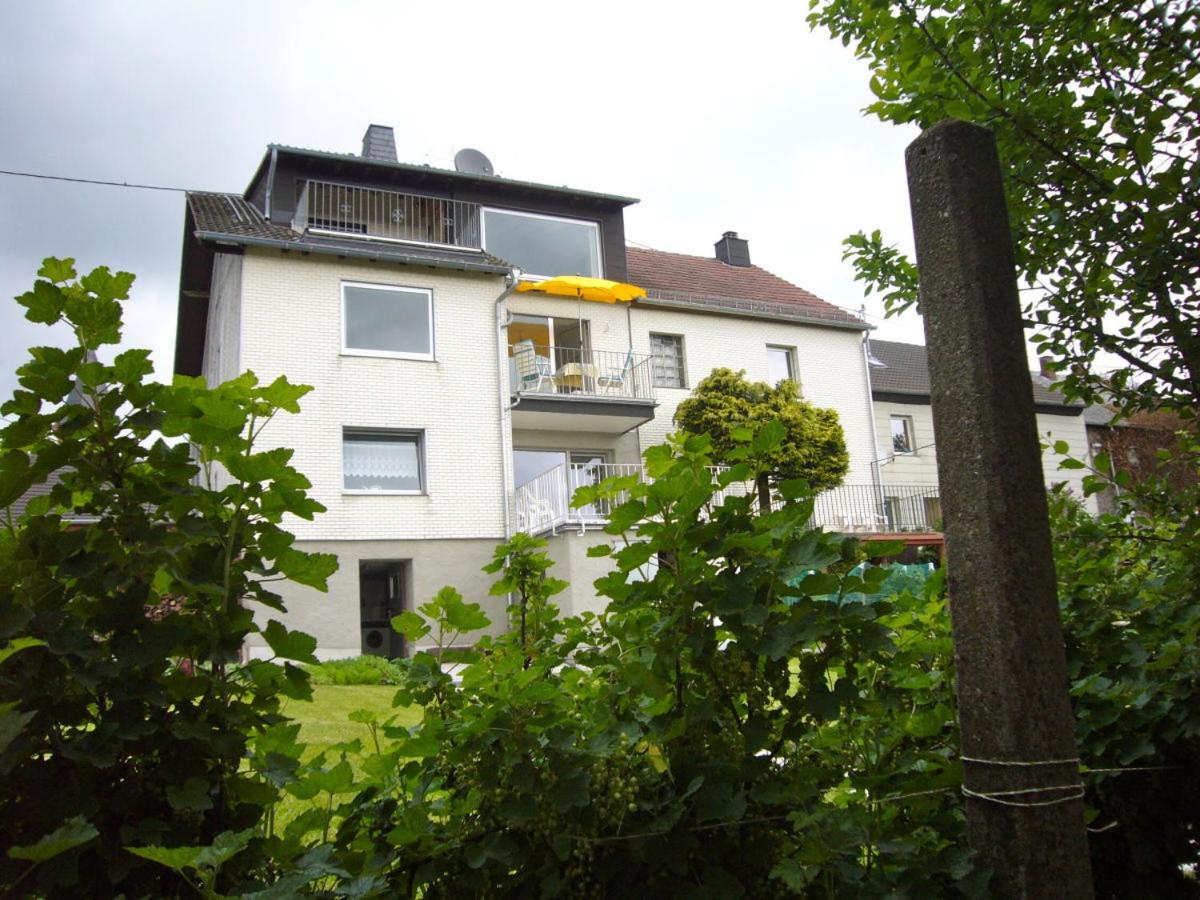 Ferienwohnung Eifelblick in Schüller Vulkaneifel Oberes Kylltal