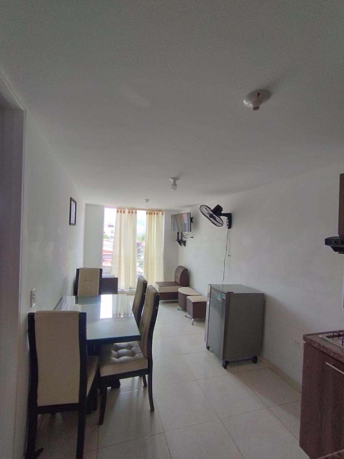 Apartamento Tercer Piso amoblado