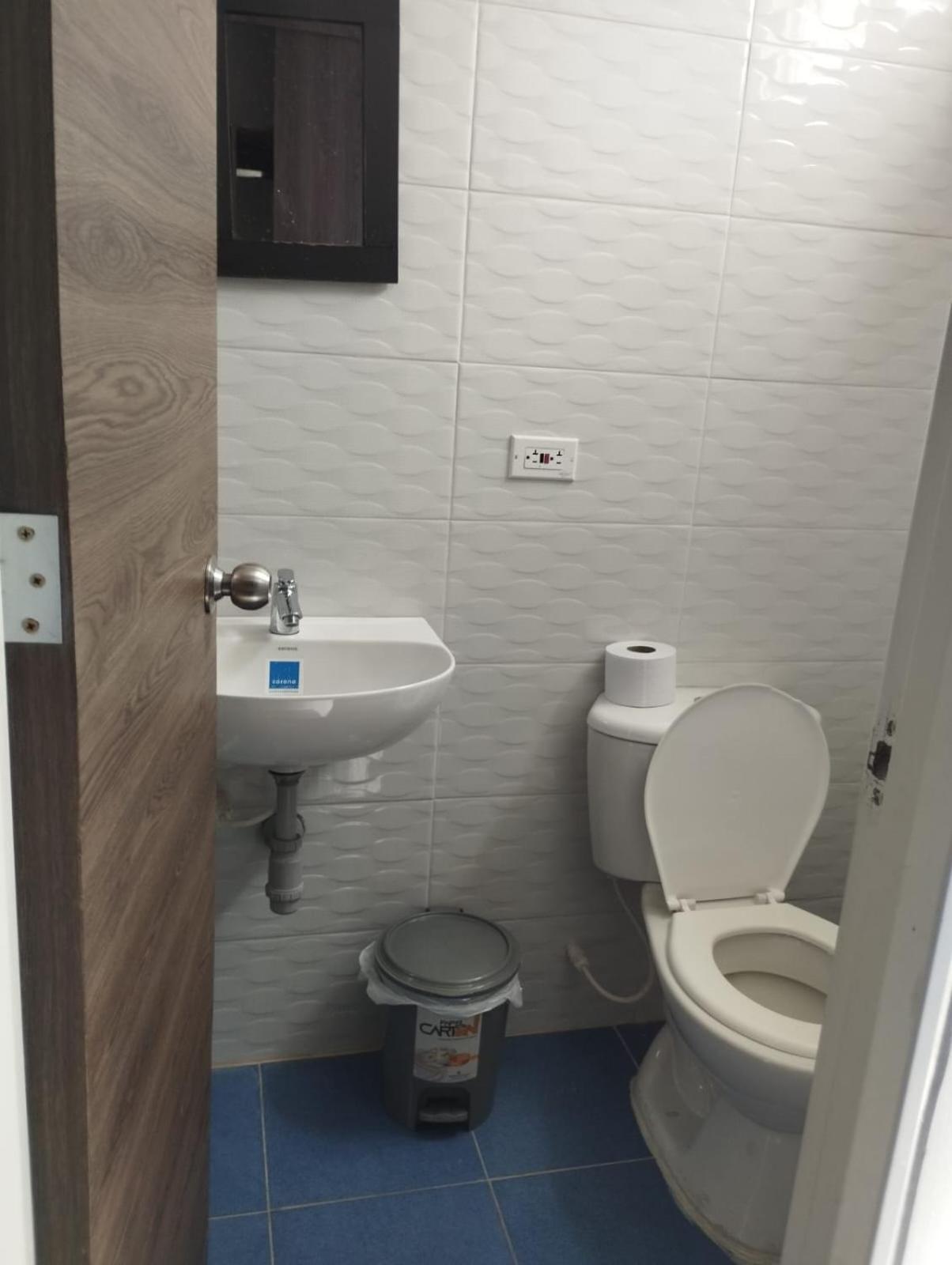 Apartamento Tercer Piso amoblado