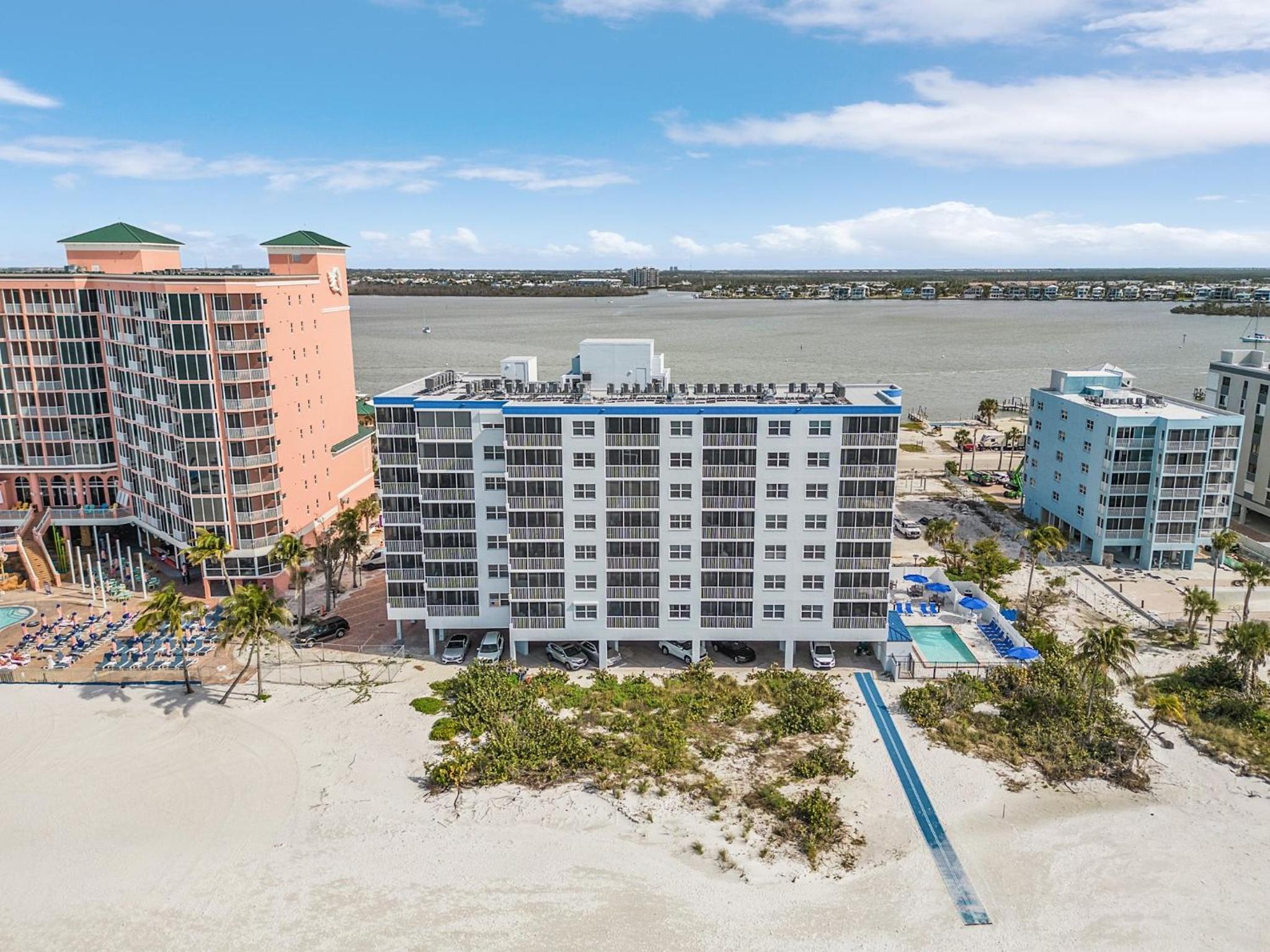 Fantastic Gulf Front Condo on the North End of the Island - Beach Villas # 504 condo view 4