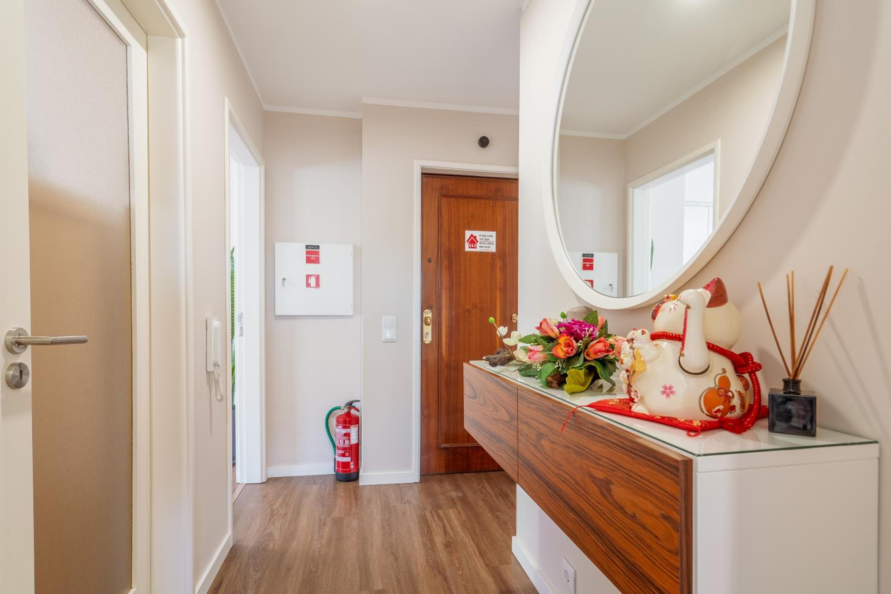 Central Gaia 2BR Large Terrace Parking Metro Near Avenida view 2