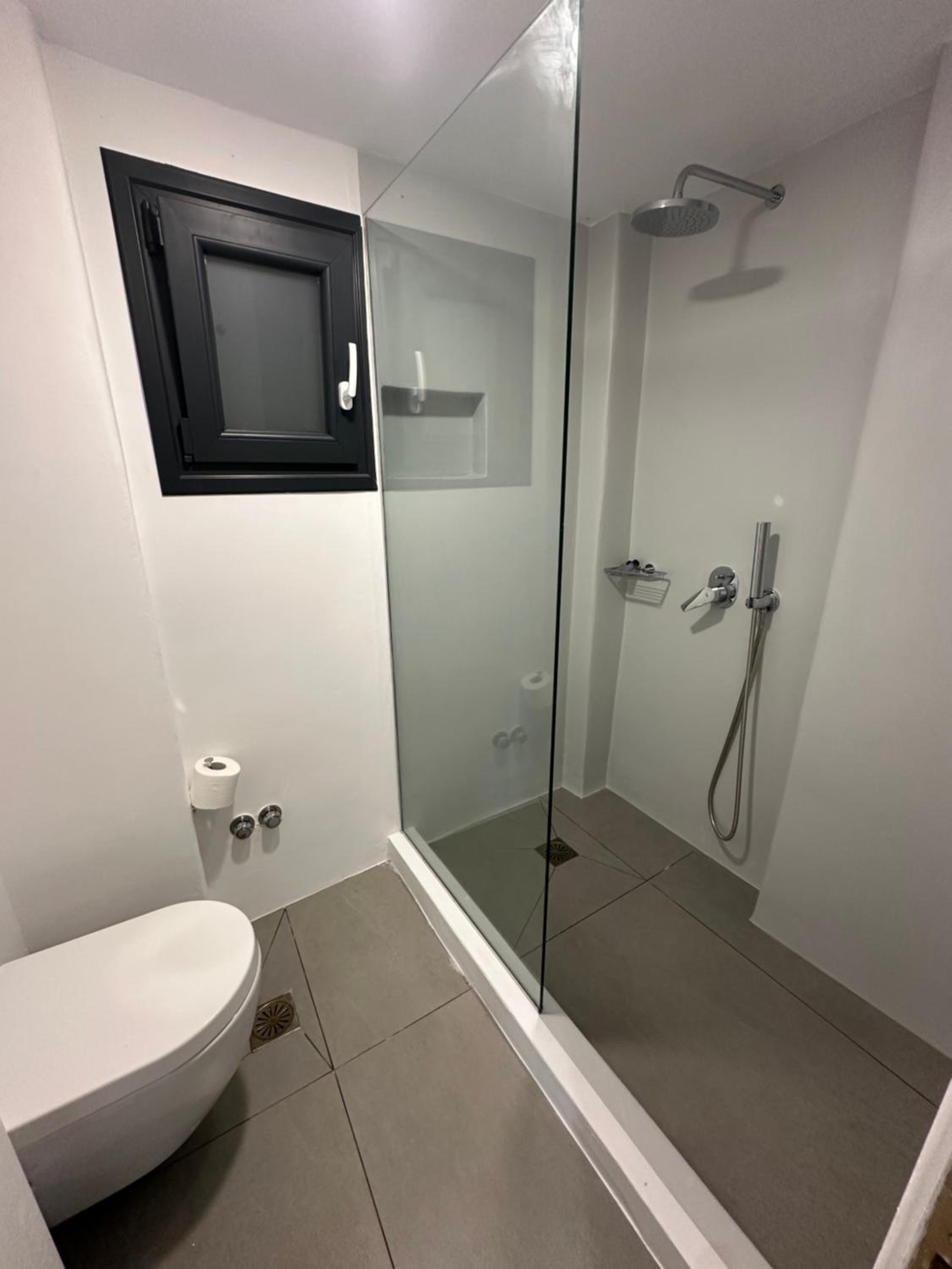 The Coast Suites photo 2