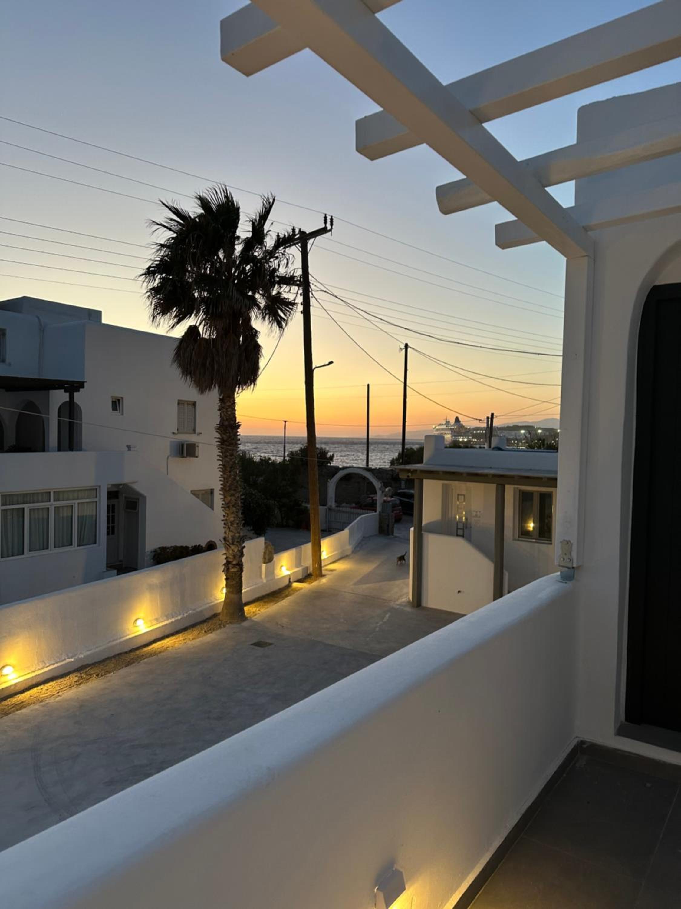 The Coast Suites photo 5