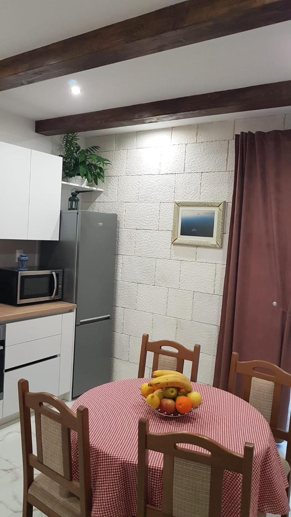 Apartments Dinko Podstrana