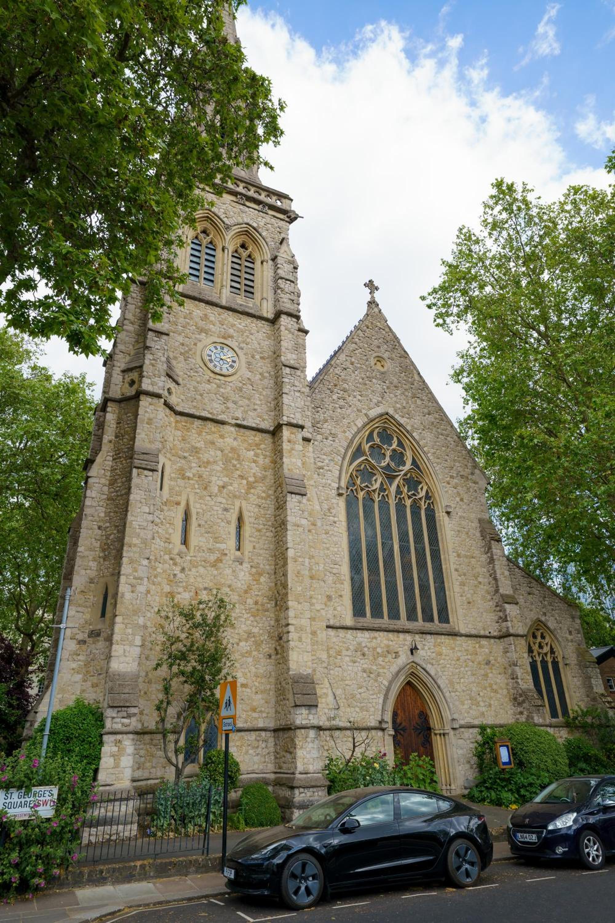 2 bedroom flat in Pimlico & Westminster