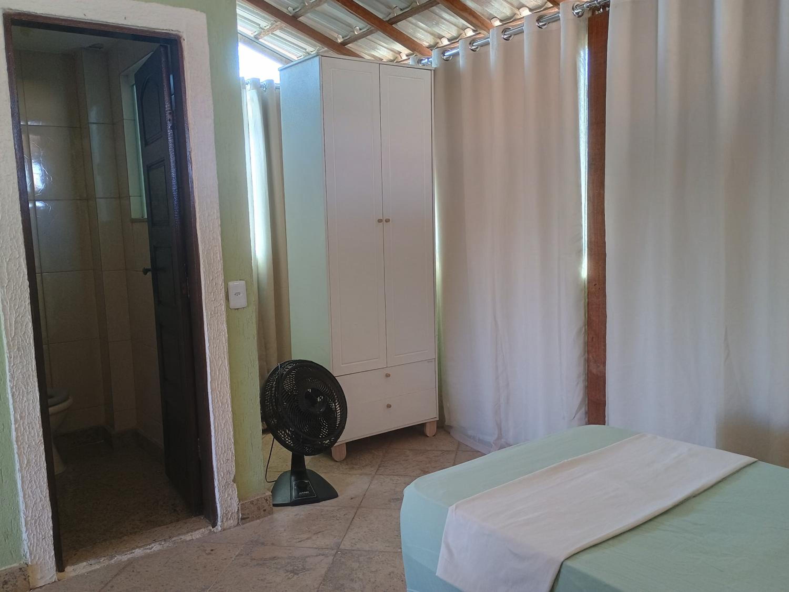 Triplex 3 quartos a 100 metros de Costa Azul