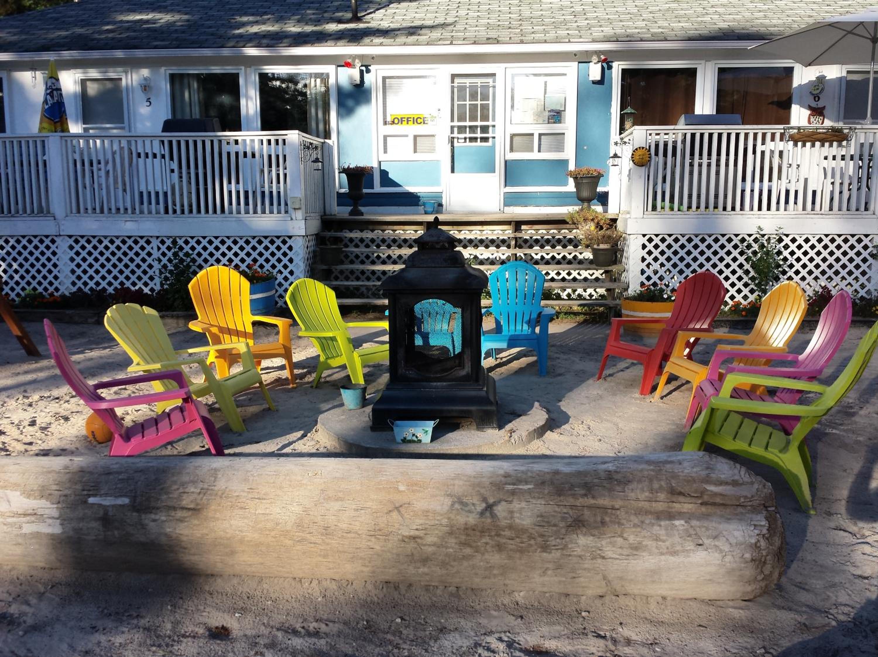 Wu Wu's Cabins