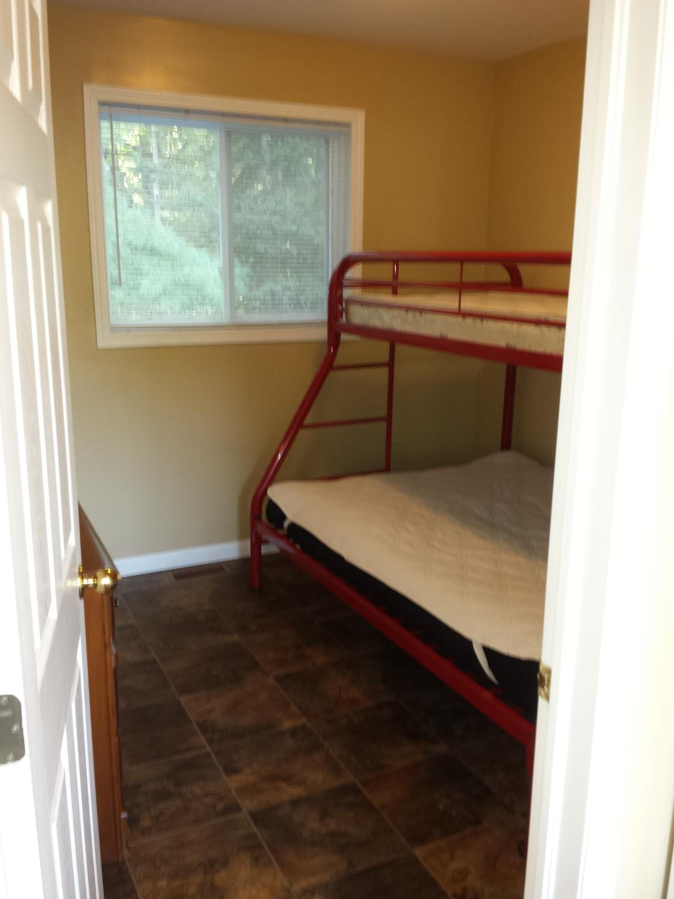 Wu Wu's Cabins