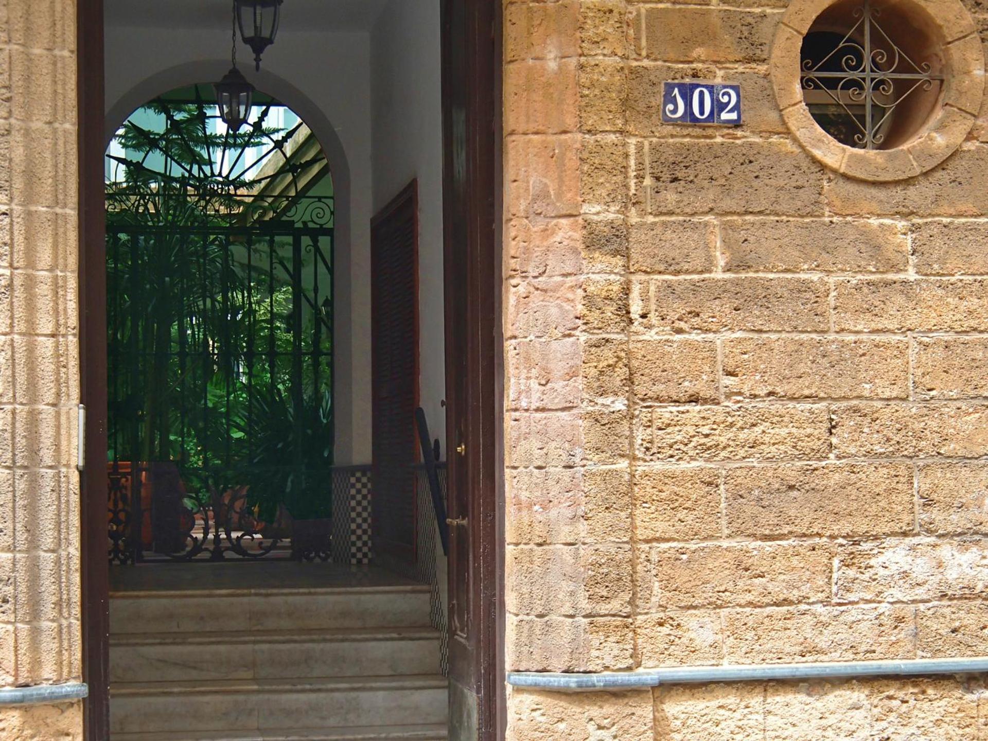Ático con terraza privada en casa Palacio del Centro Histórico