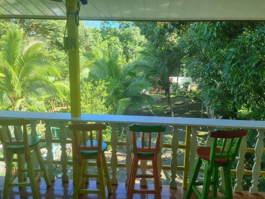 Peyo’s House (Swimming Pool,Wi-Fi,BBQ,Board Games)