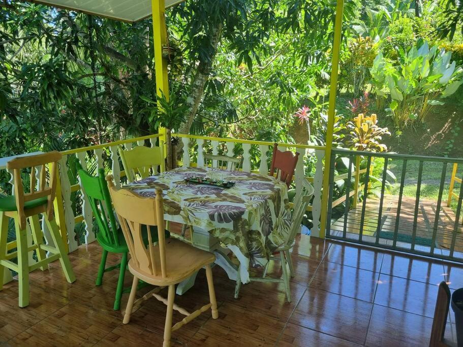 Peyo’s House (Swimming Pool,Wi-Fi,BBQ,Board Games)