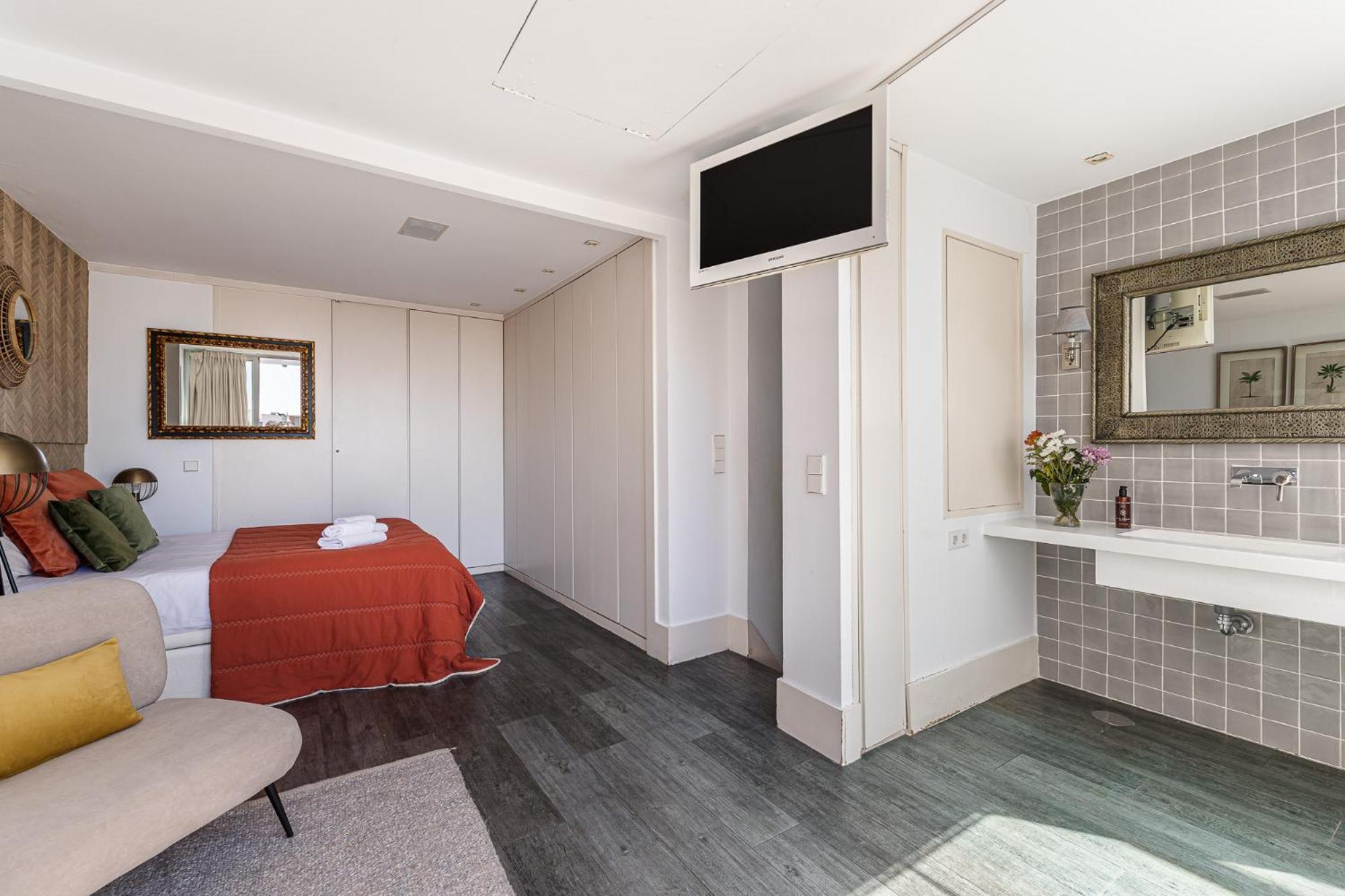 hotel room