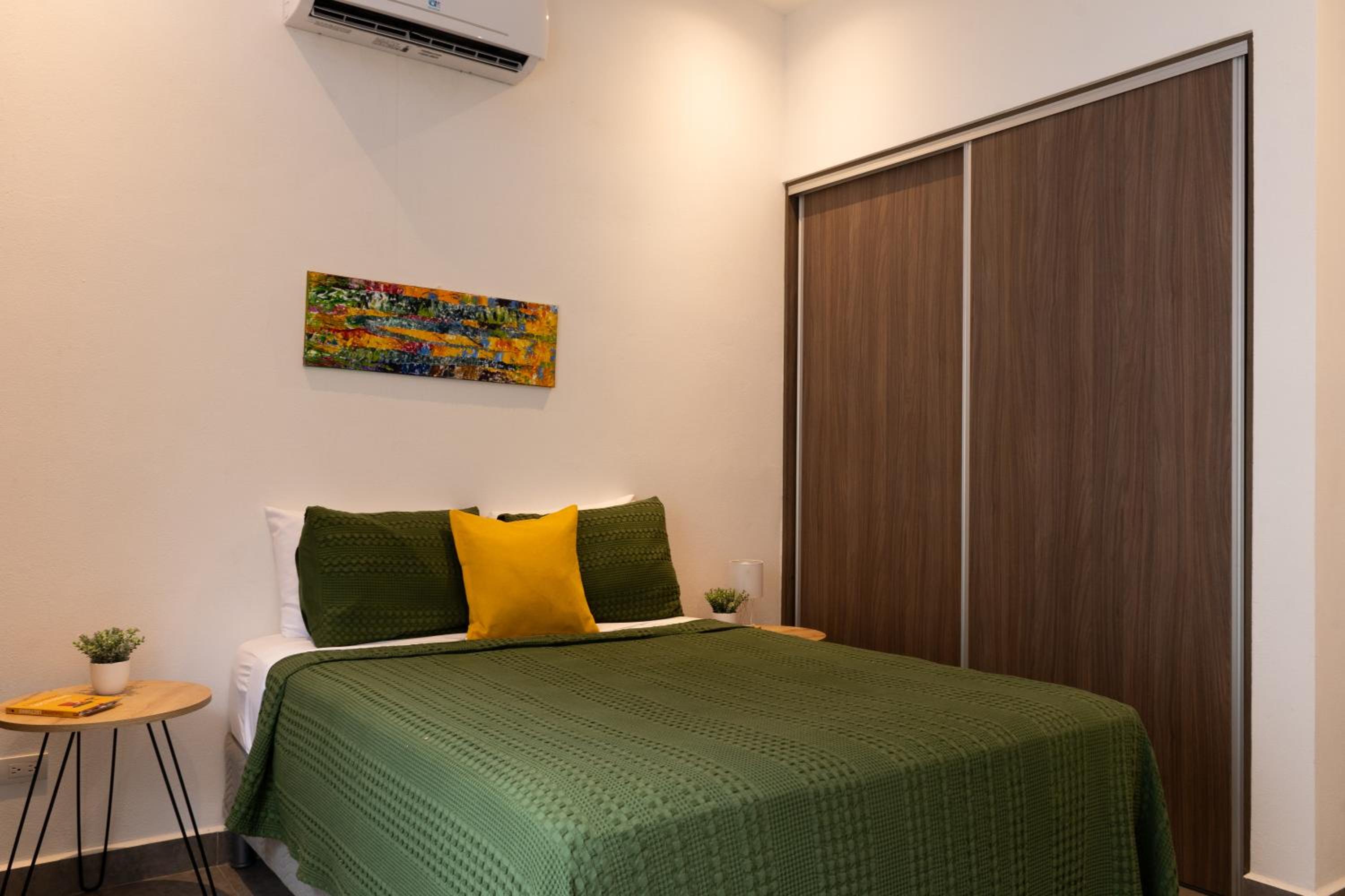 Jaco Lapa Living 3BR Home - Walk to Beach & Dining