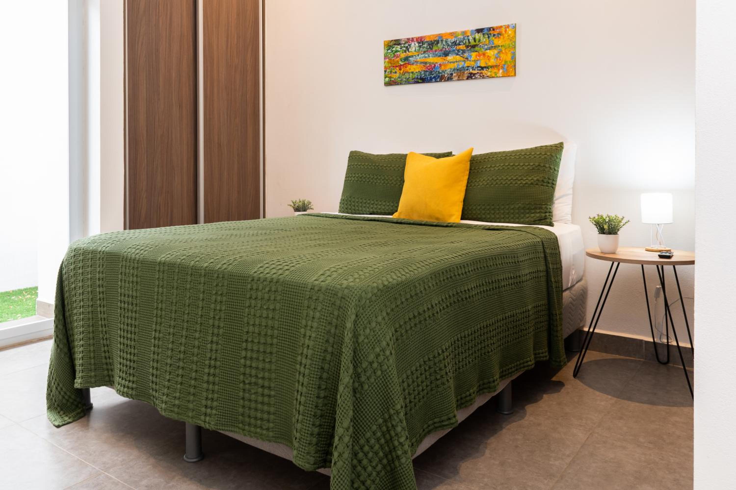 Jaco Lapa Living 3BR Home - Walk to Beach & Dining