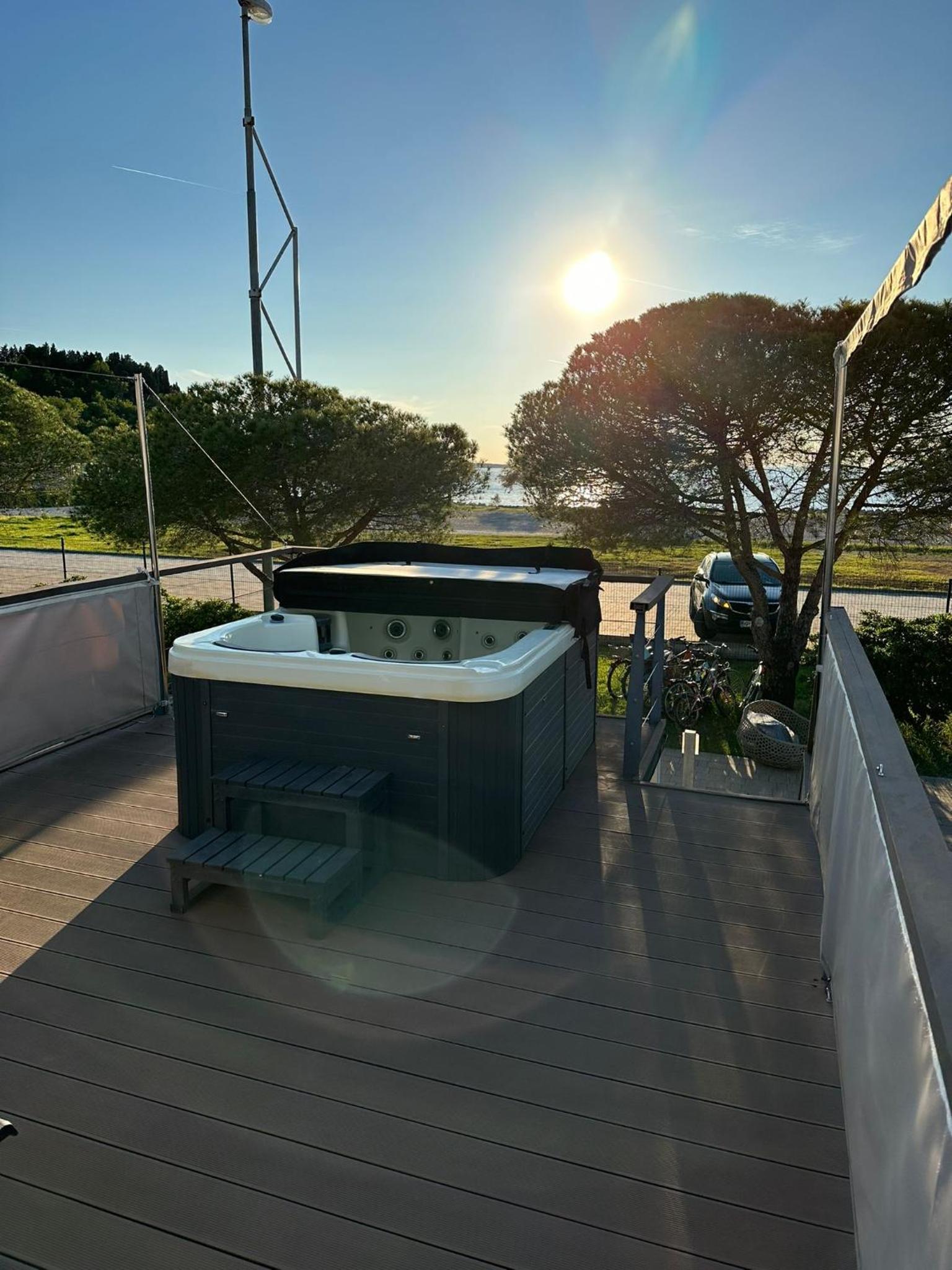 Floating house Sunset Joy view 4