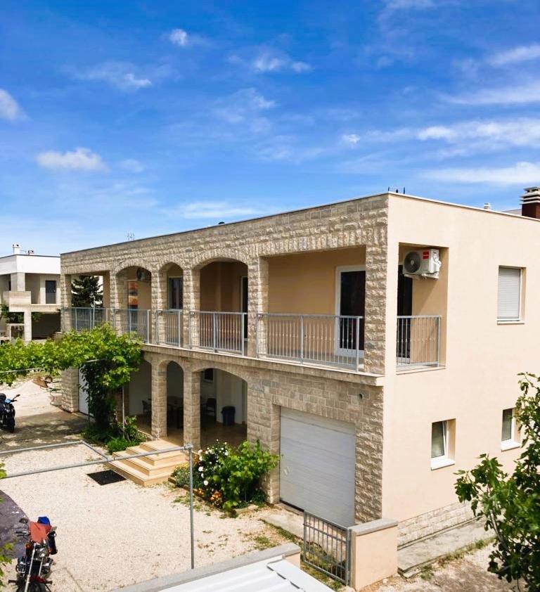 Apartmani Solis view 2