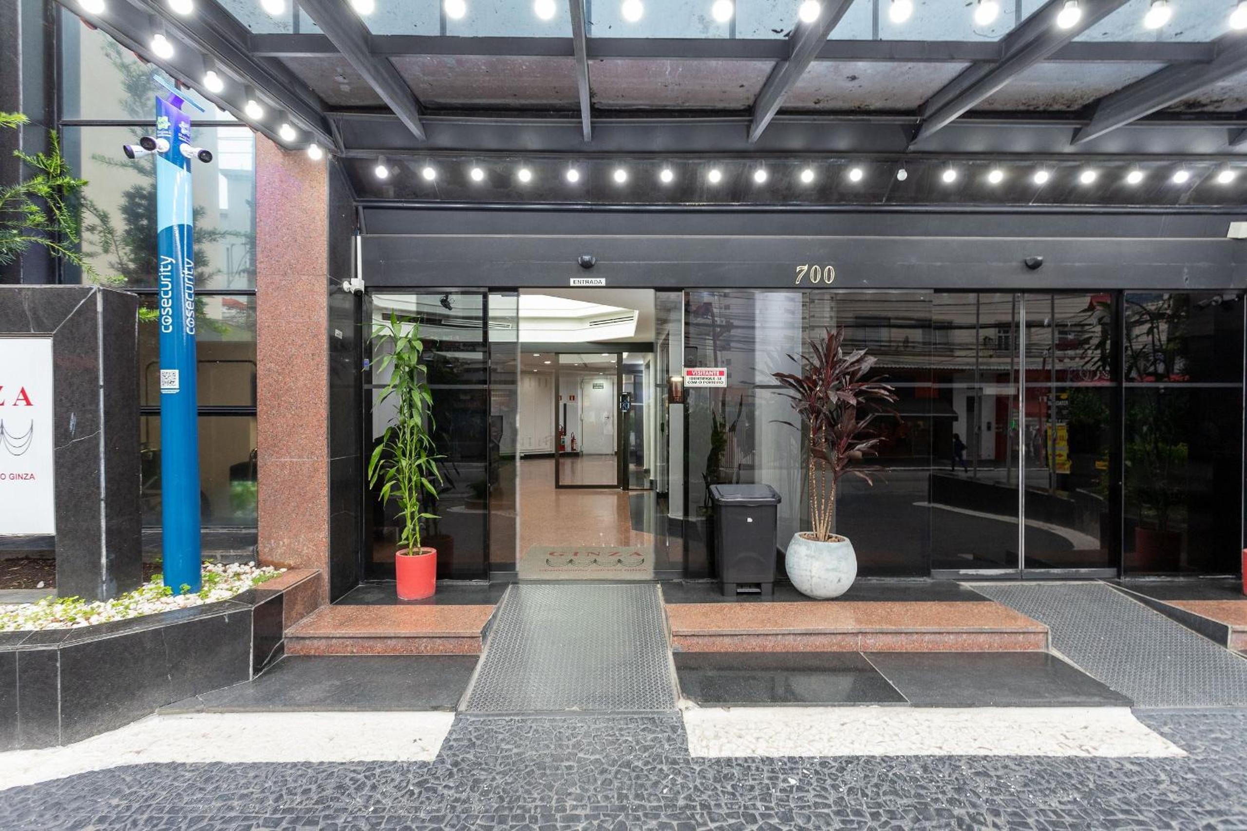 Impecável c/ Garagem prox metrô hospitais e mto +!