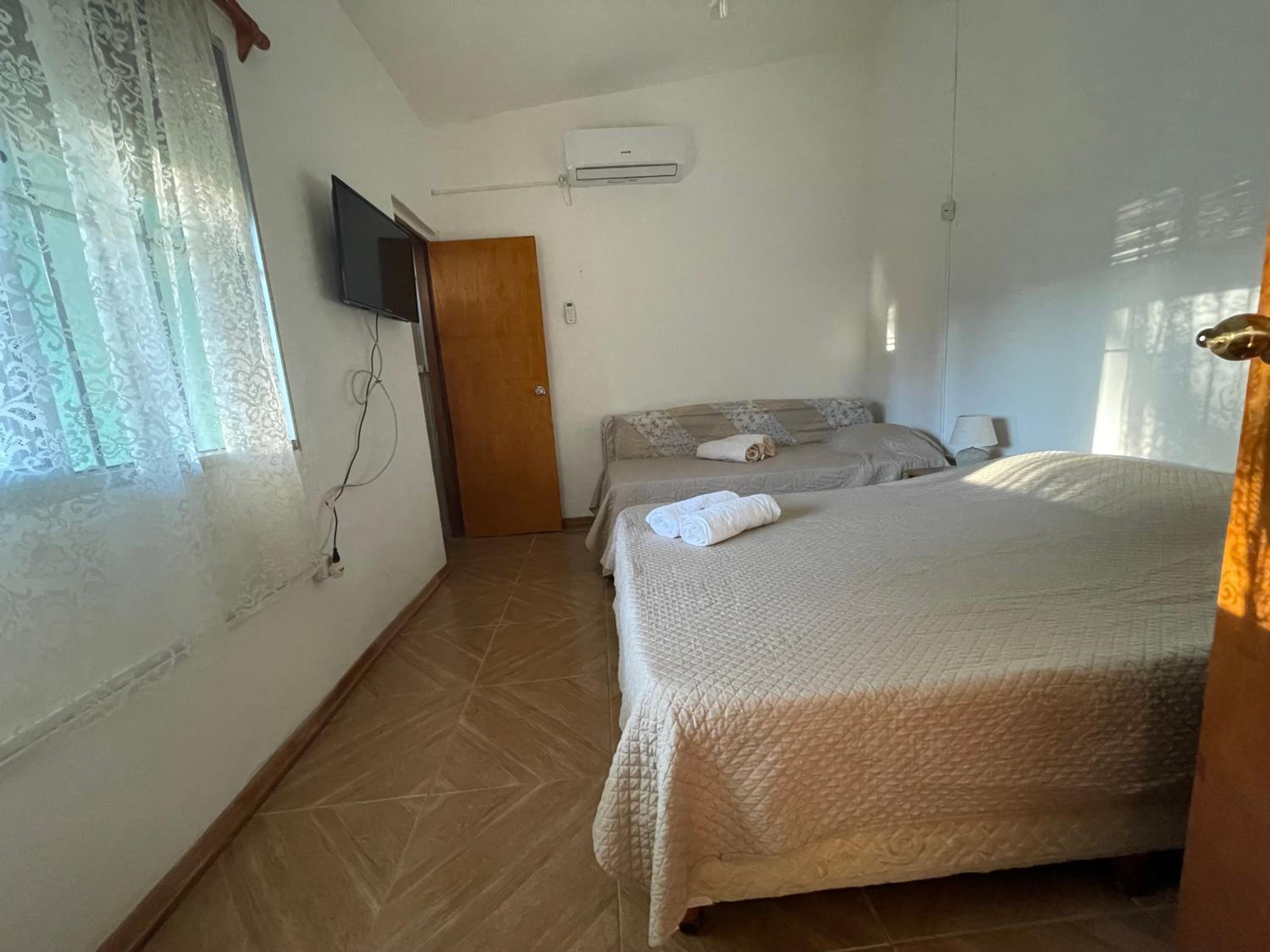 Cómodo apartamento en Minas, con amplio fondo y entrada para vehículo