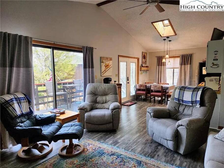 Cozy Cabin Walkable to Beech Mt Resort