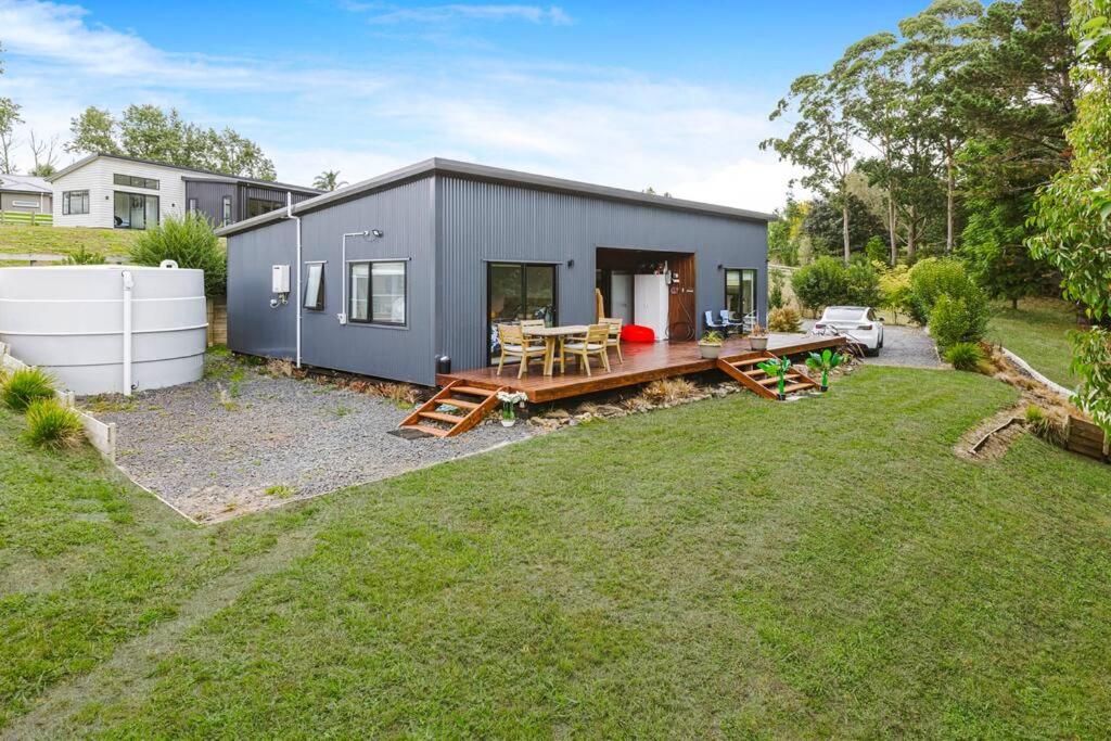 Tranquil Countryside Retreat with Modern Amenities
