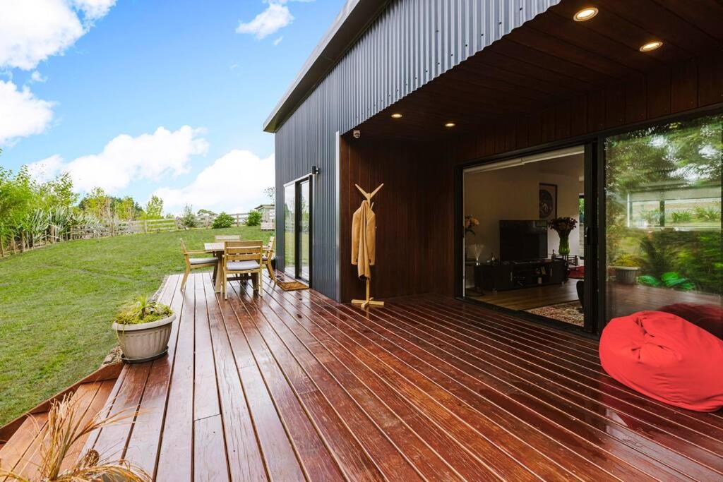 Tranquil Countryside Retreat with Modern Amenities