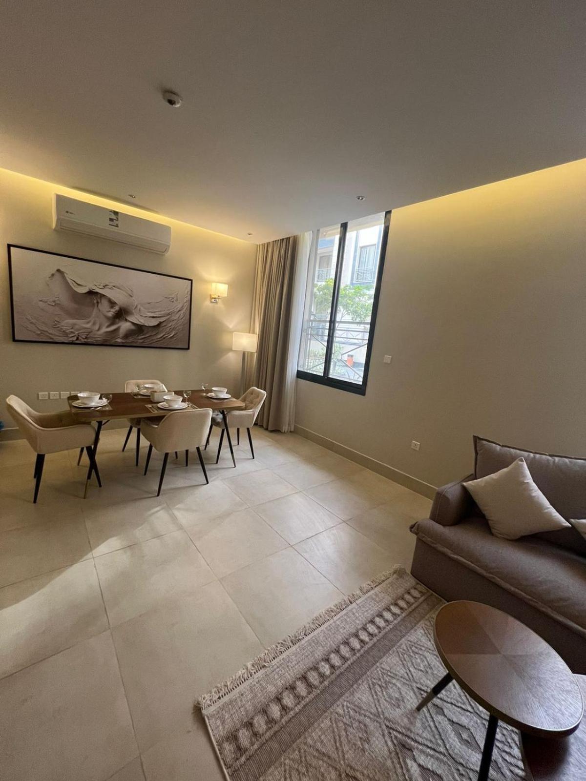 Riyadh luxury El Yasmin