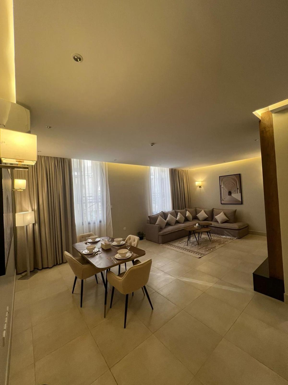 Riyadh luxury El Yasmin