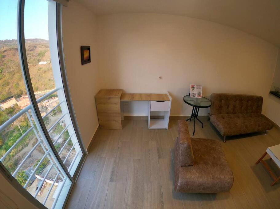 Espectacular vista panorámica de San Gil, aparta estudio con piscina y parqueadero