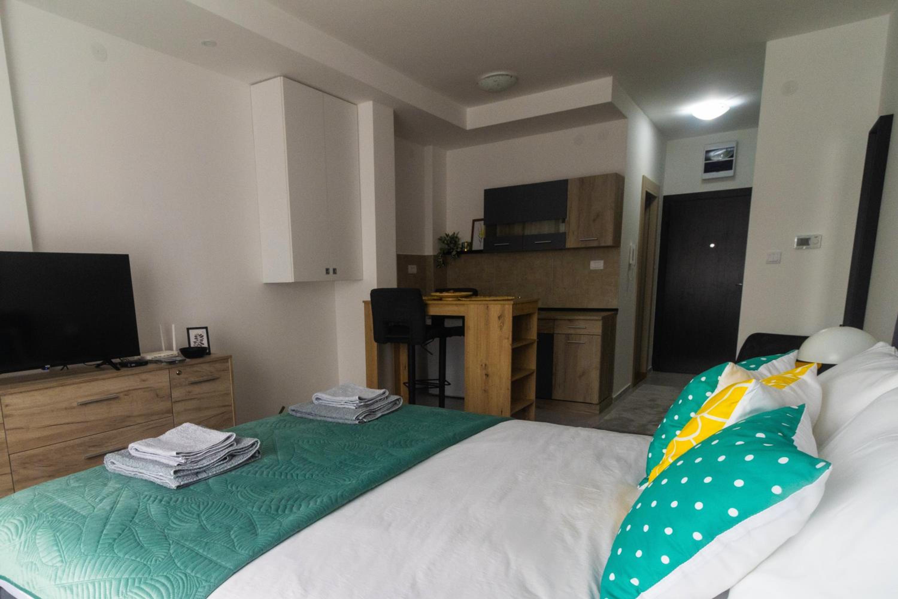Photo 9