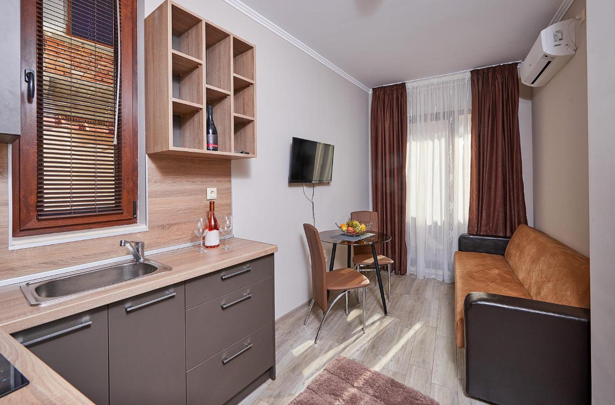 Bendita House