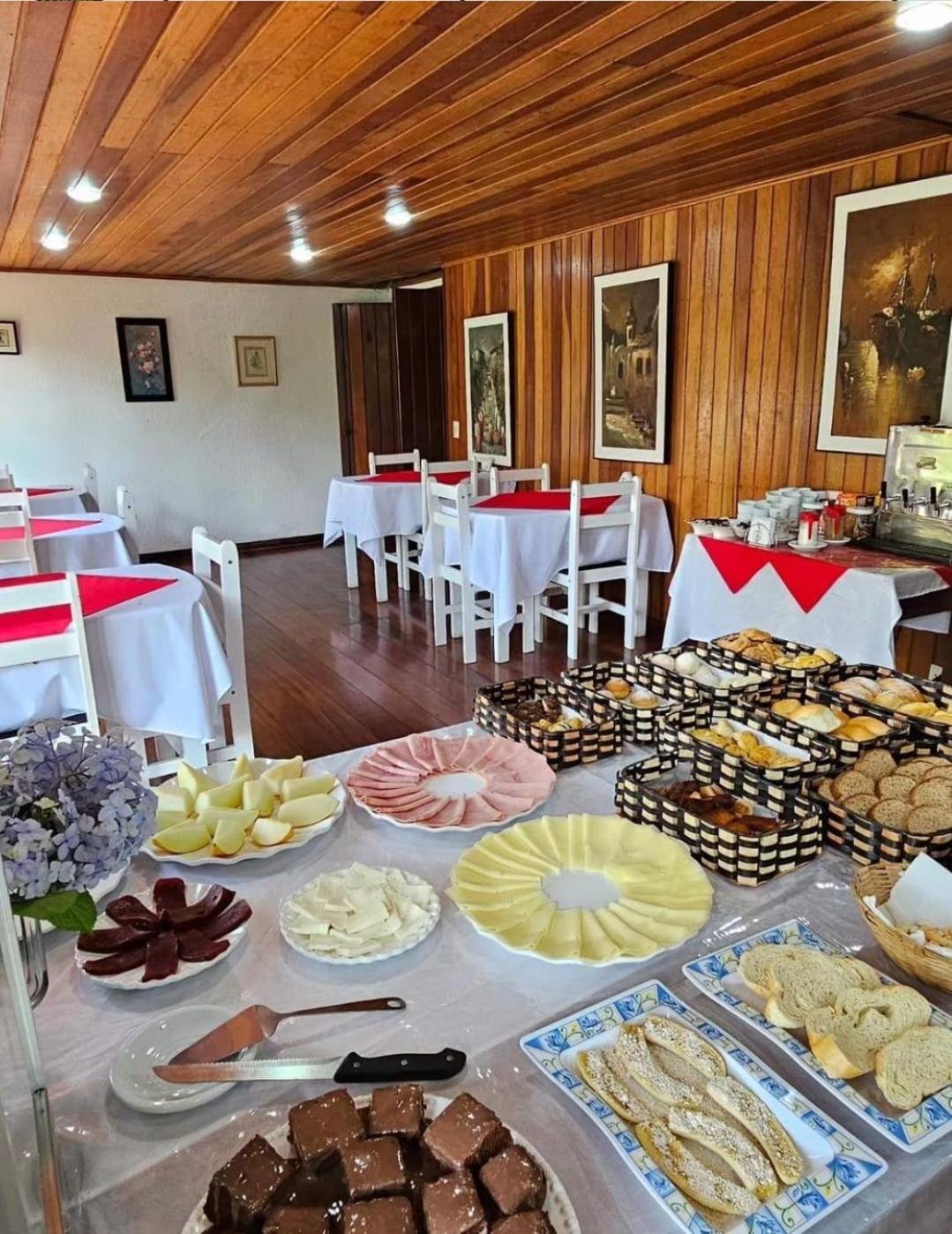 Pousada Atalaia Capivari