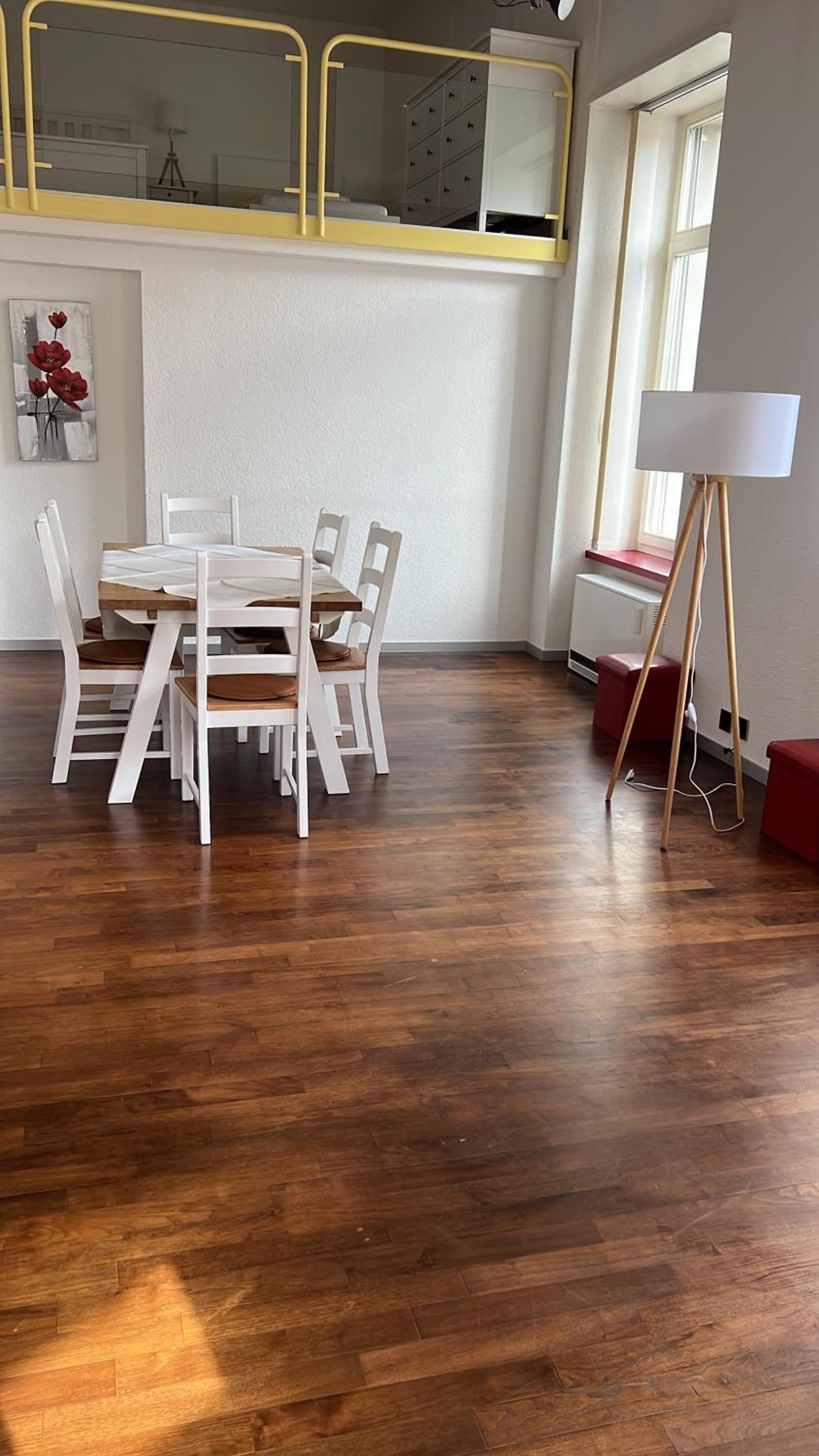 APARTMENT PETER