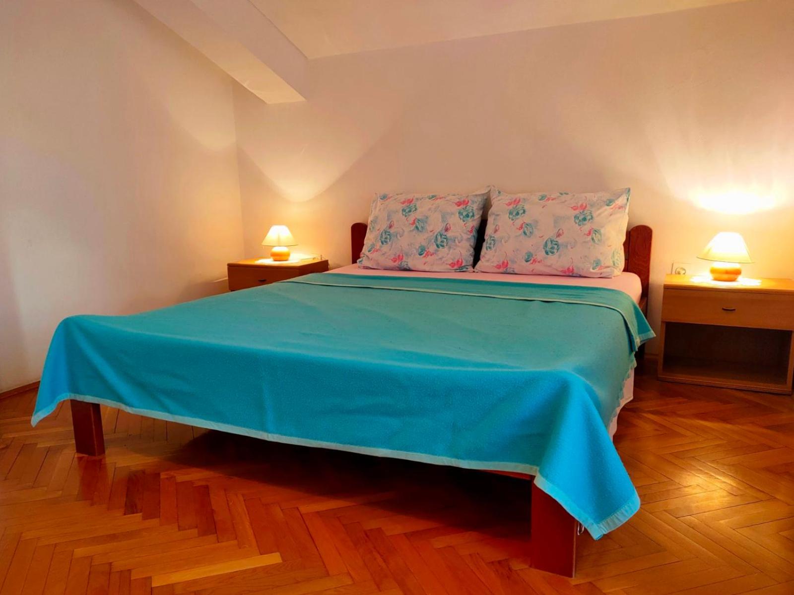 Apartments Zova