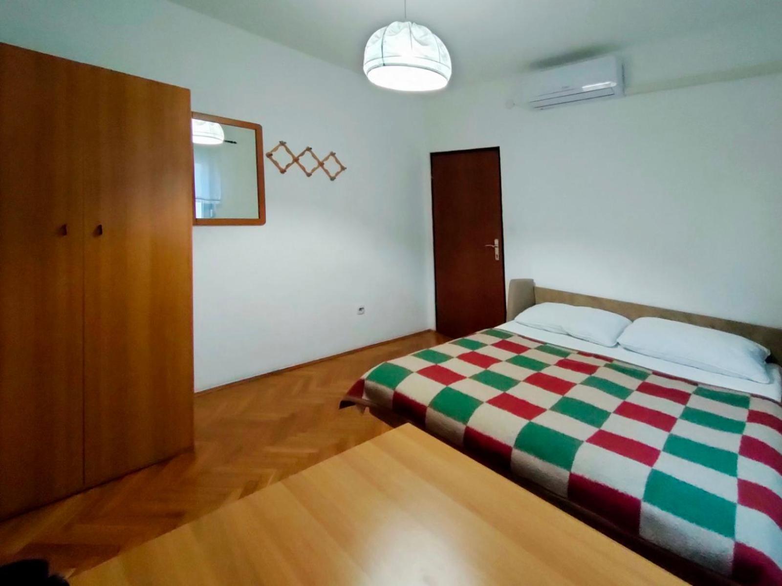 Apartments Zova