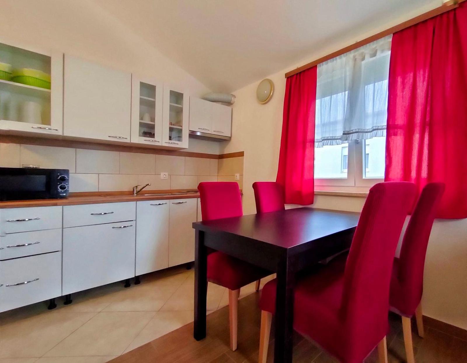 Apartments Zova
