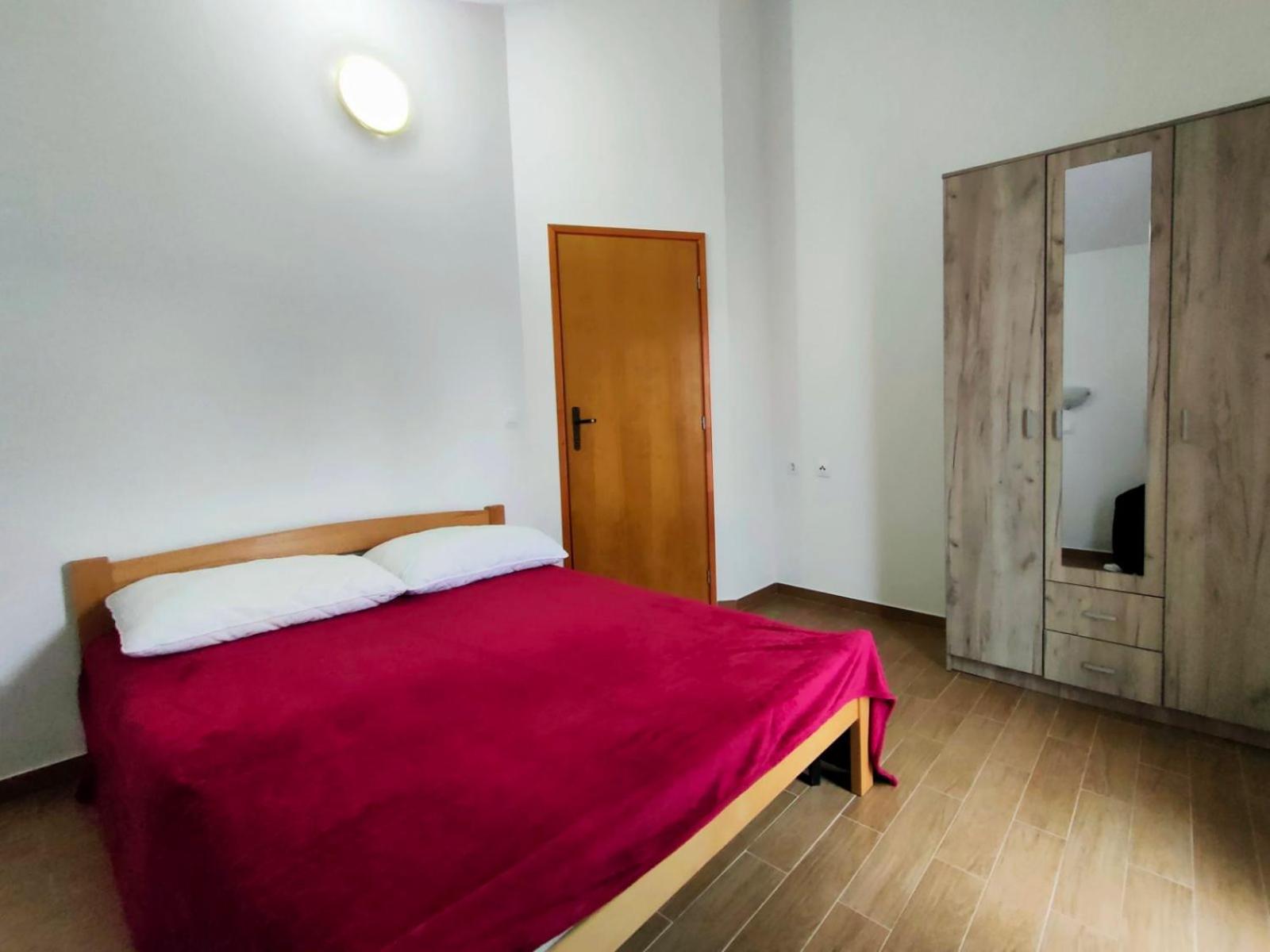 Apartments Zova