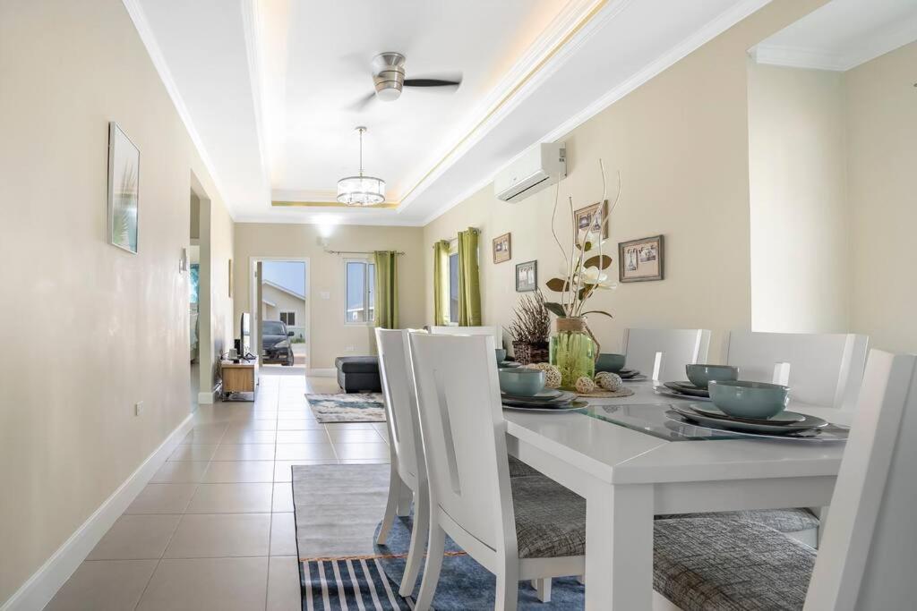 Jamaica Reggae Villa