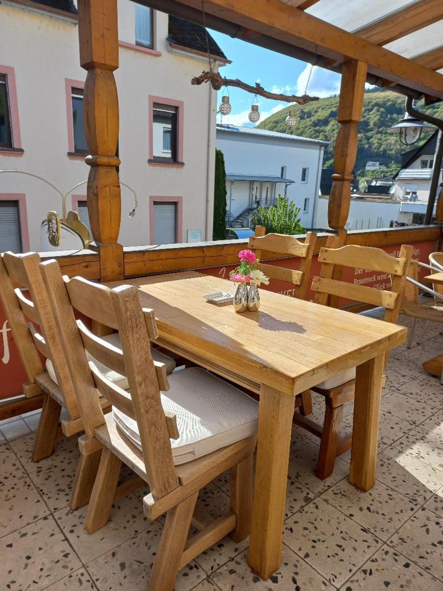 Brautröckchen
