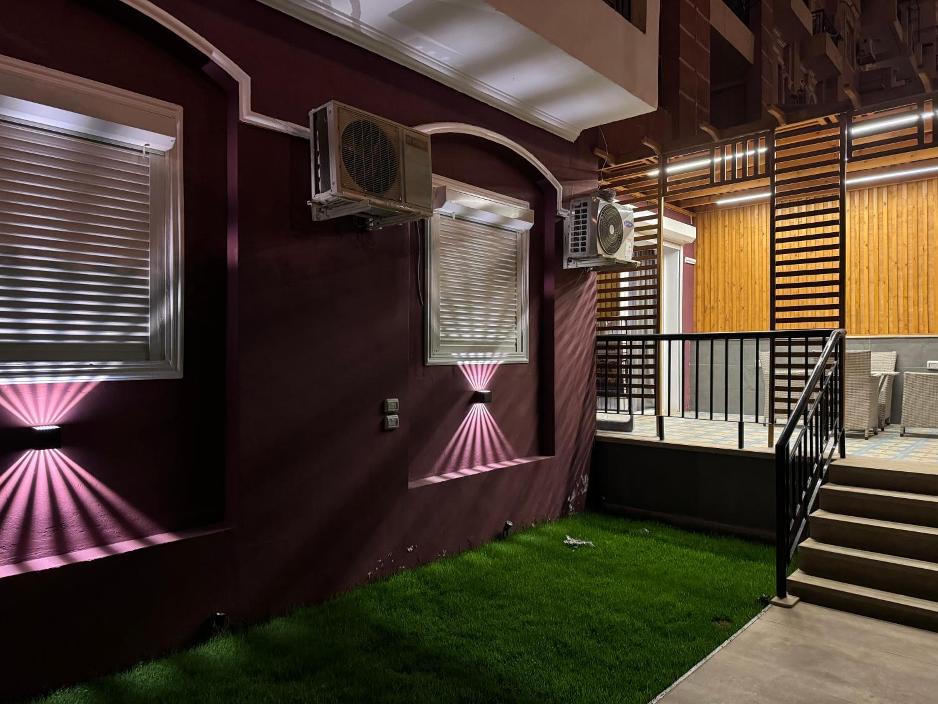 Lovely tow bedrooms apartment with garden