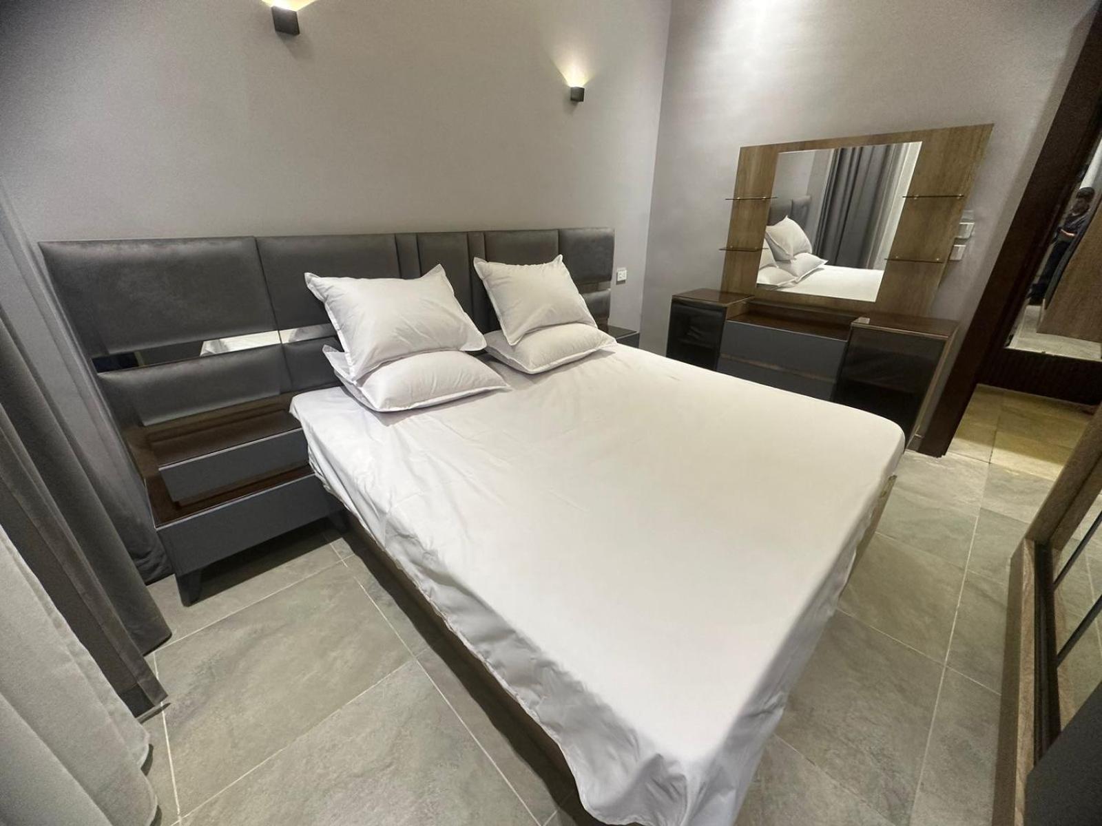 Lovely tow bedrooms apartment with garden