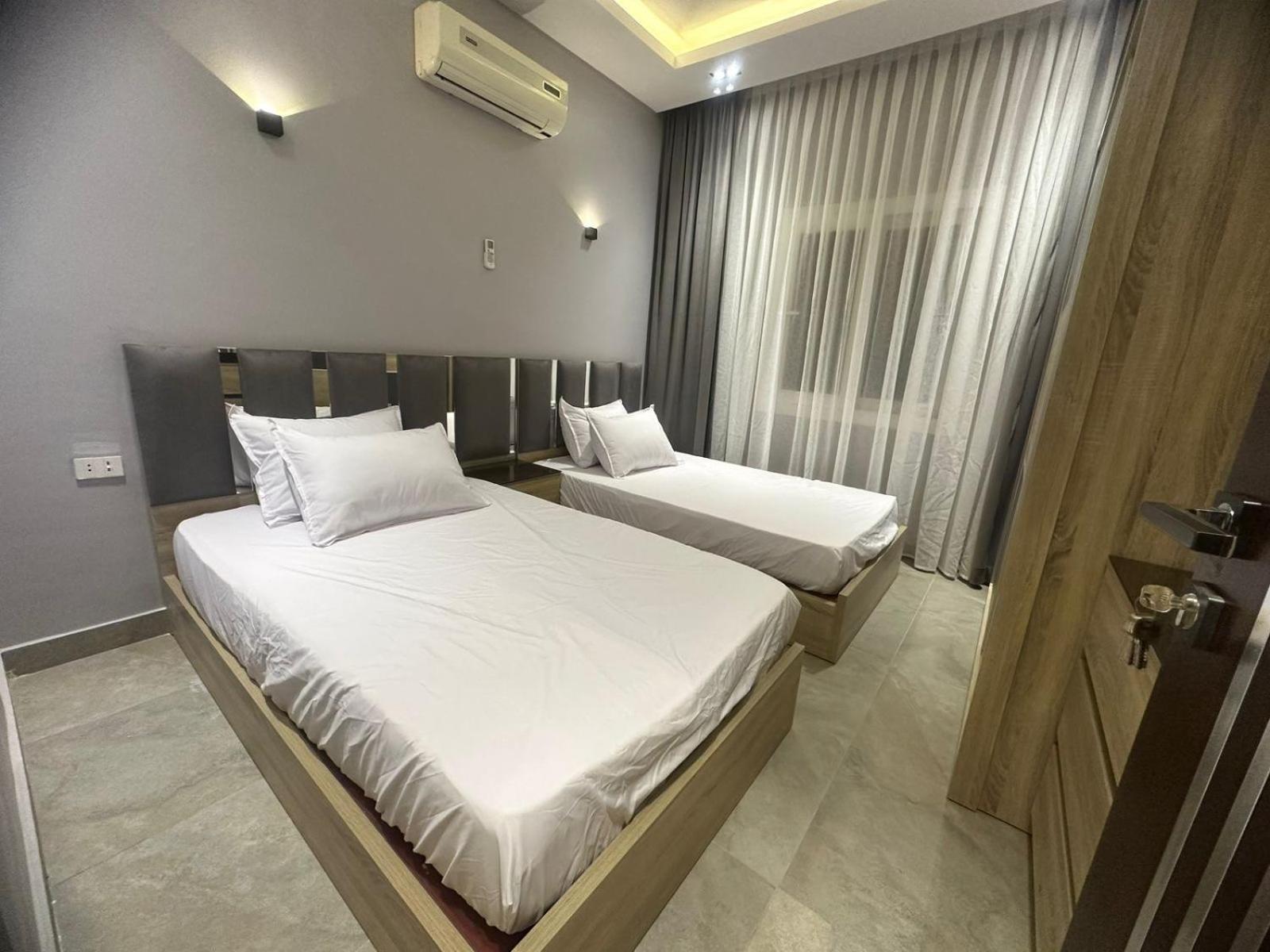 Lovely tow bedrooms apartment with garden